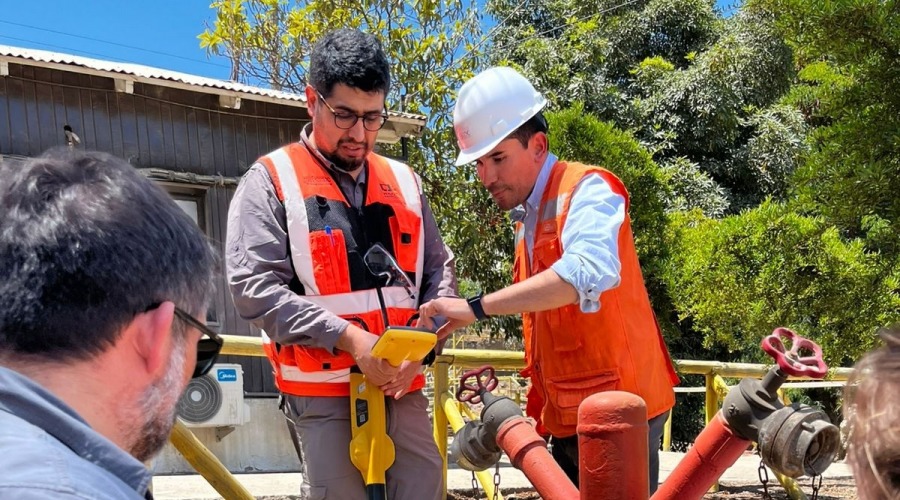 Amazingly Fresh Fruit And Herb Drinks For Summer